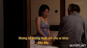 Em có muốn thử bú ti hai chị không