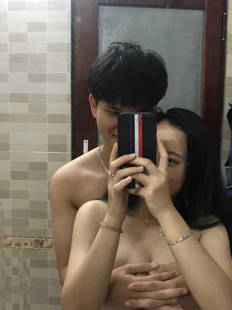 Em học sinh đại học yêu bộ môn âm nhạc “thổi kèn”